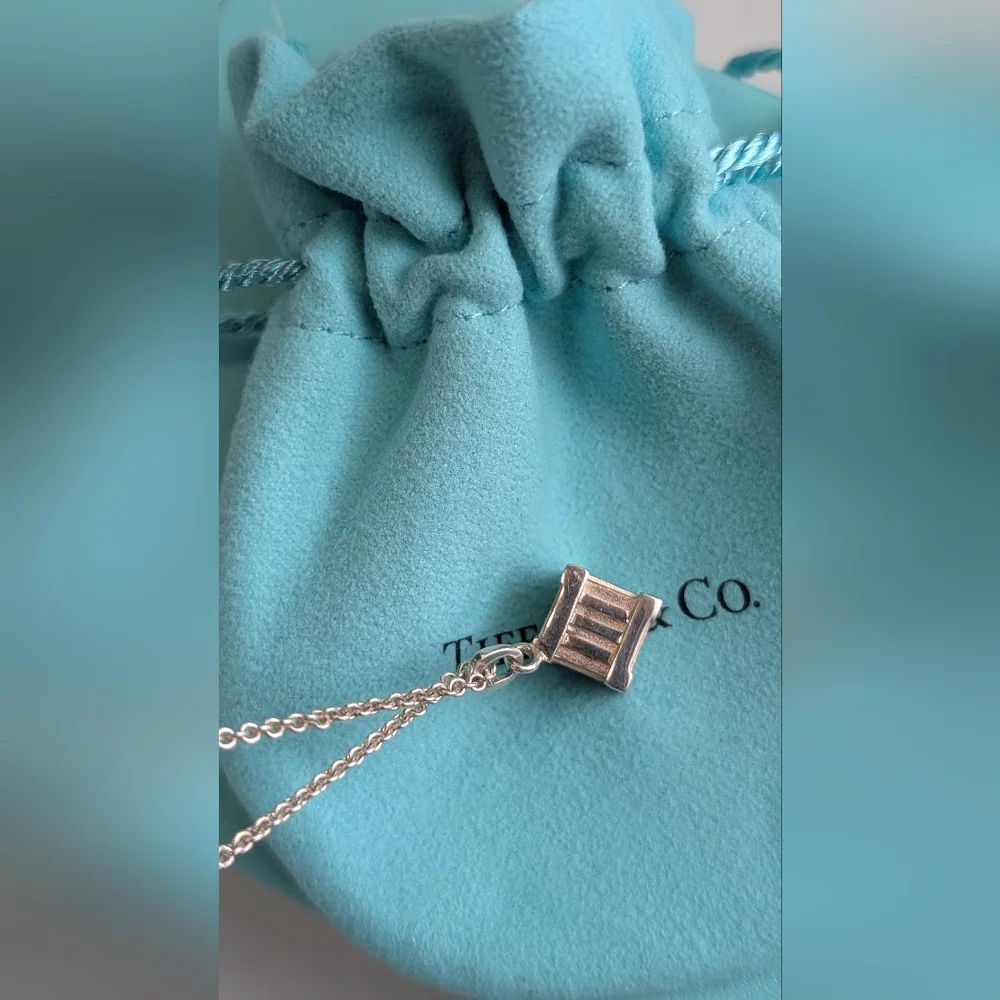 Tiffany & Co Silver LARGE Atlas Roman Numeral Cube Pendant Necklace - Picture 3 of 7